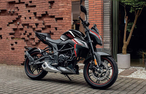 Esempio formato slide