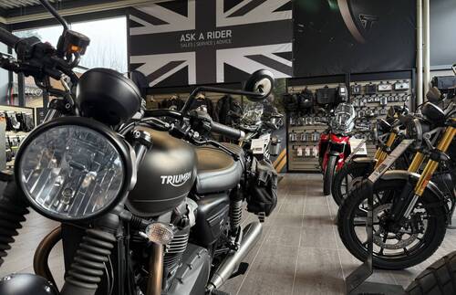 Showroom Triumph au garage St-Christophe à Develier