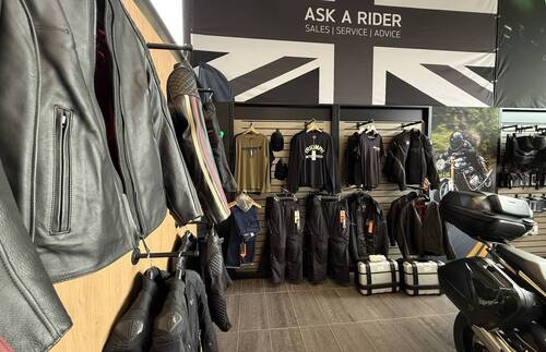 Showroom Triumph au garage St-Christophe à Develier