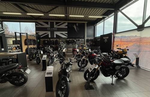 Showroom Triumph au garage St-Christophe à Develier