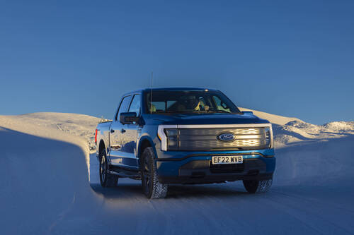 License expires -------------------------- IN PERPETUITY  License scope -------------------------- A - Earned editorial, press releases, press kits B - All non-broadcast digital and online media D - All print media (newspaper, magazine etc)  Copyright and image rights -------------------------- This content is solely for editorial use and for providing individual users with information. Any storage in databases, or any distribution to third parties within the scope of commercial use, or for commercial use is permitted with written consent from Ford of Europe GmbH only.