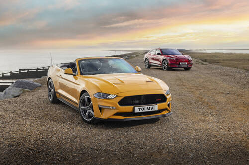 LICENSE BY: Makerhouse